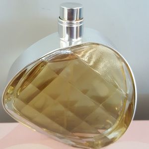 Elizabeth Arden Untold